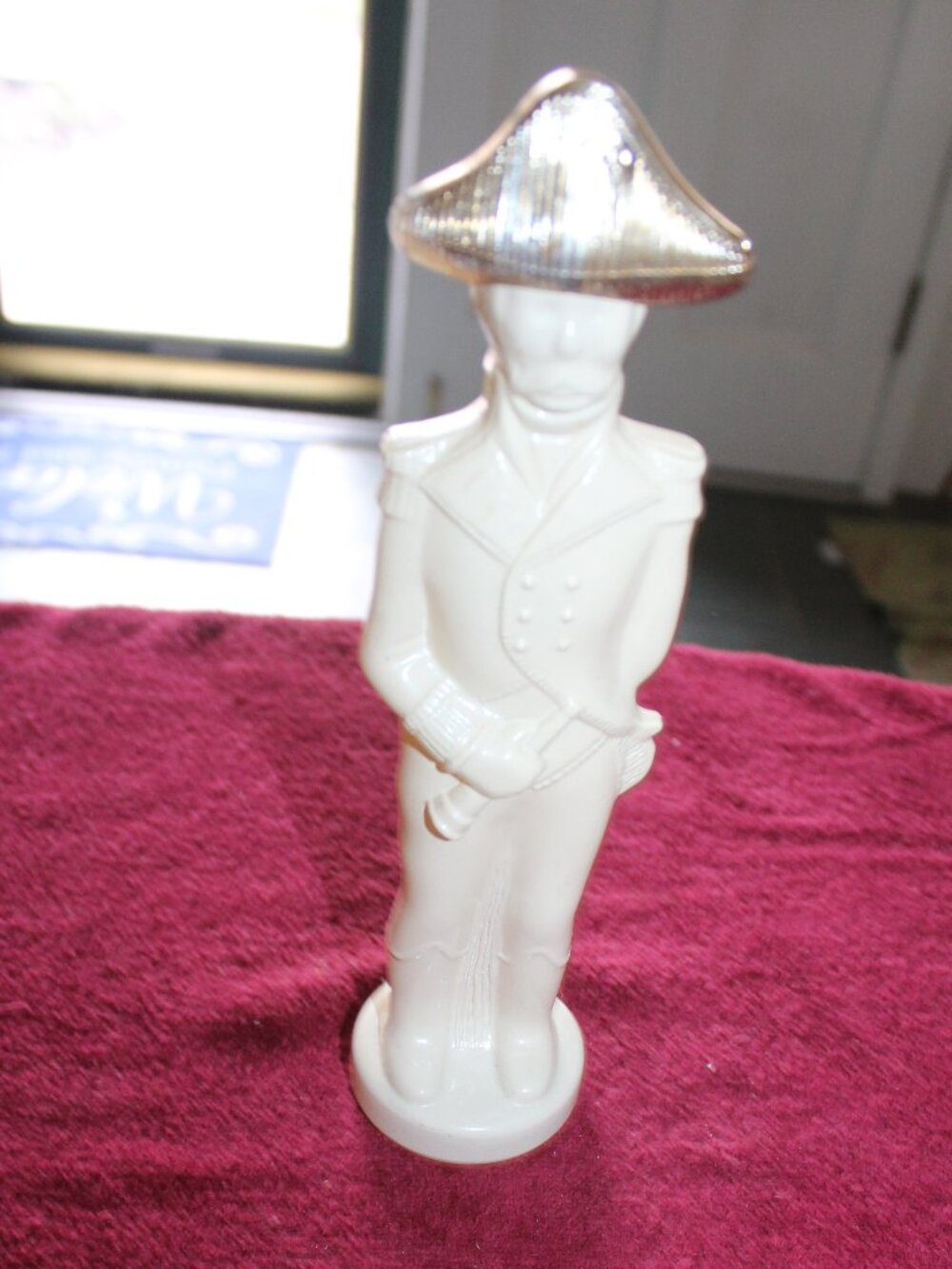 LIMITED EDITION OLD SPICE ADMIRAL DECANTER